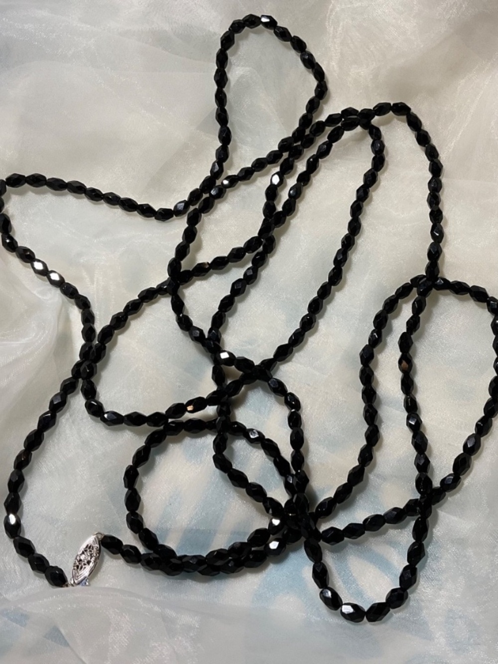 Vintage Necklace Black Glass Bead Jet Deco 14 kt clasp lovely!